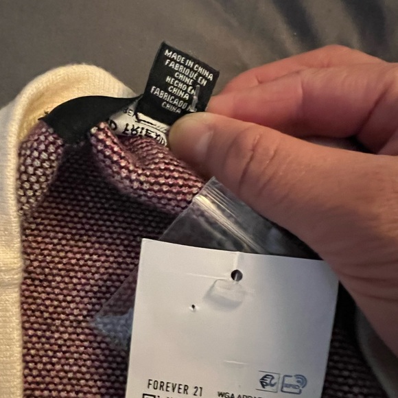 💕Hello Kitty & Friends Argyle Cardigan w/ cotton bottle set / Sweater size M - Picture 8 of 16